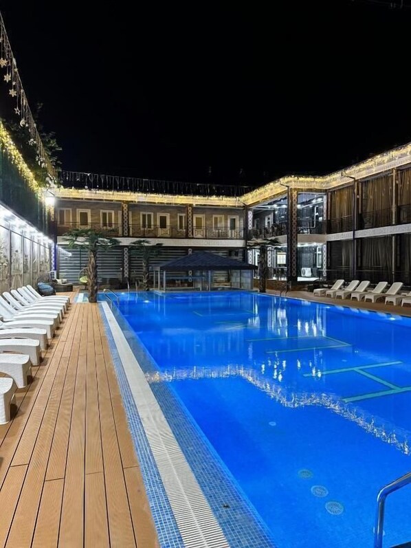 Alberca al aire libre