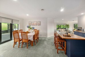 Unclassified image, 3 of 35, button - Rotorua Family Retreat Hamurana 10000Sqm Lawn (Hamurana)