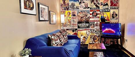 Televisión, oficina