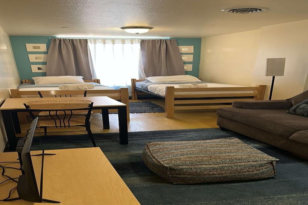 1 makuuhuone, silitysrauta/-lauta, Wi-Fi, vuodevaatteet