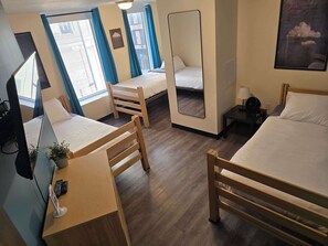 1 bedroom, iron/ironing board, WiFi, bed sheets - Affordable Downtown Apt | 3 Beds + 60” TV | Walk to PPG (Pittsburgh)