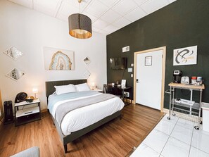 1 quarto, escrivaninha, ferros/tábuas de passar roupa, Wi-Fi