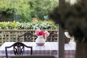 Room - Devon Meadows (Devon Meadows)