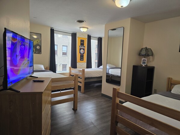 1 bedroom, iron/ironing board, WiFi, bed sheets