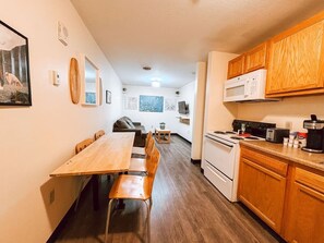 Coffee/tea maker, microwave, oven, toaster