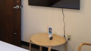 Unclassified image, 3 of 16, button - Downtown Studio Retreat | Queen Bed + 55” Smart TV (Pittsburgh)