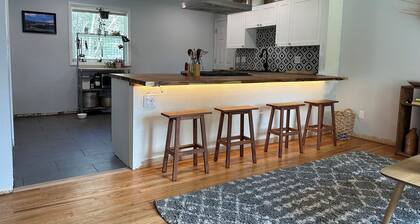 Cozy 2BR Home Near Old Town – Fully Stocked & Ready to Enjoy!