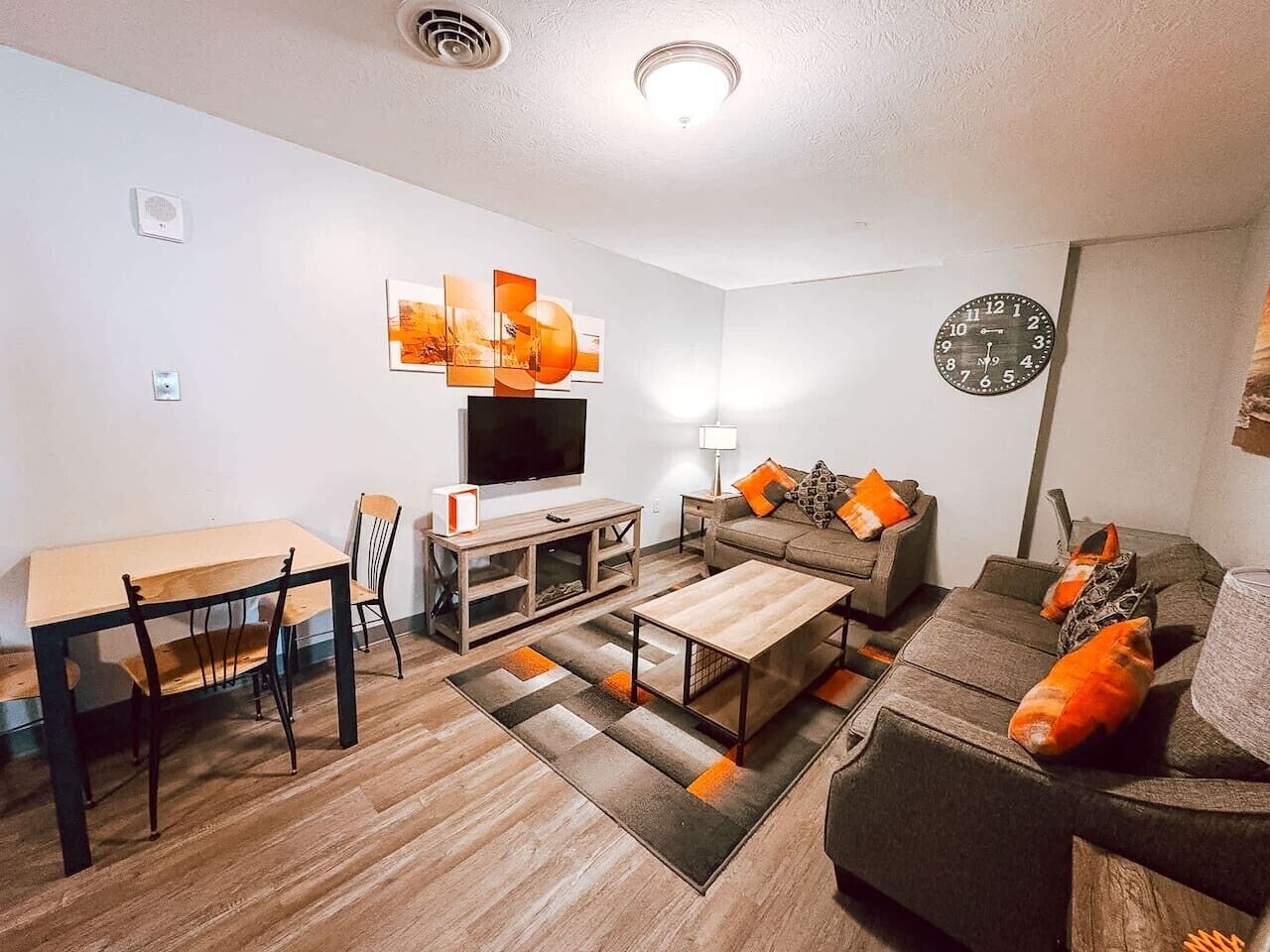 TV, offices