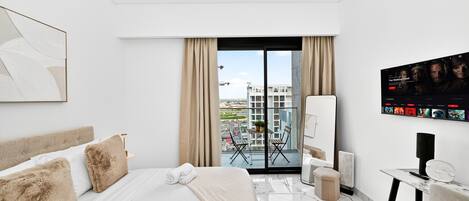 1 chambre, fer et planche à repasser, accès Internet, draps fournis