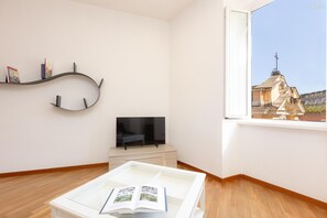 Apartment | Living area