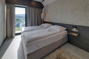 精品公寓, 阳台, 山景 | 熨斗/熨衣板、免费 WiFi、床单