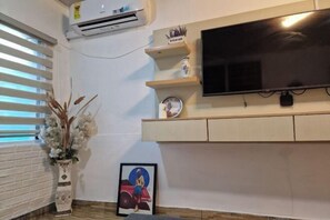 Room - MH Blueberry suite (Accra)