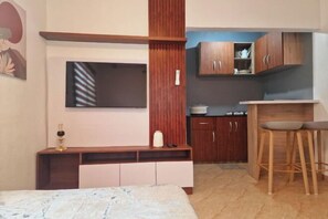 Room - MH Blueberry suite (Accra)