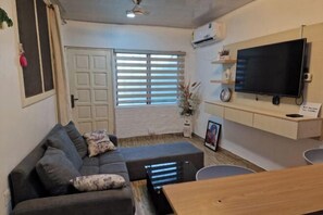 Room - MH Blueberry suite (Accra)