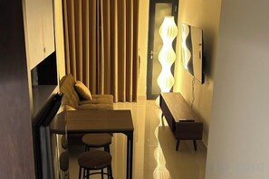 Unclassified image, 5 of 20, button - 53rd Floor, 2 Br, Netflix, Apt with View by Sky (Batam Center)