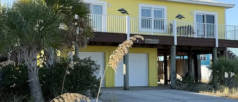 House, 1 Bedroom | Exterior