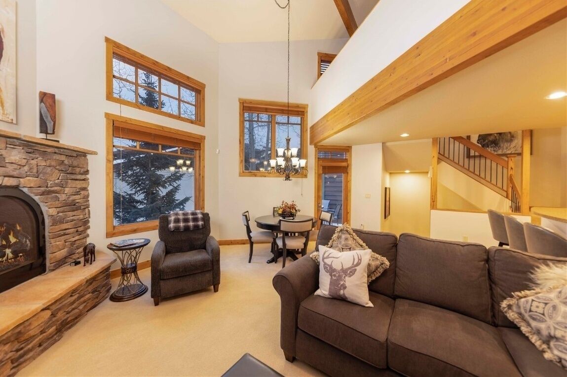 Stadtwohnung, 4 Schlafzimmer | Wohnbereich