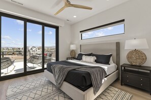 House, Multiple Bedrooms