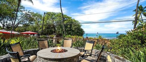 Kondominium, 2 kamar tidur | Tempat makan outdoor