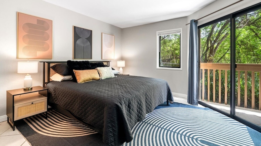 Royal Kahili B204 2 Bedroom Condo