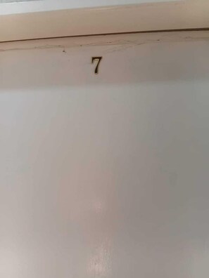 豪華雙人房, 陽台, 城市景觀 | 免費無線上網