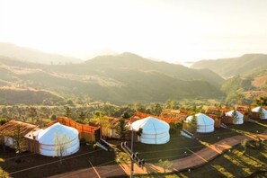 Lobby lounge - Oasis Yurt Villa @ Doi Lan (Mae Suai)