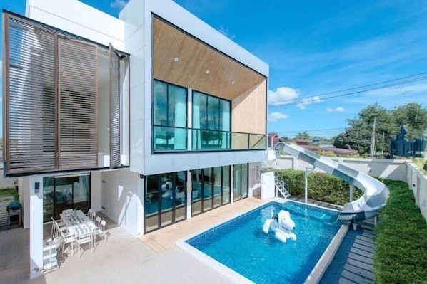 Exterior - Minimalist 4BR Private Cozy Pool Villa - VVP26.11 (Pattaya)