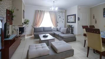 Télévision, cheminée