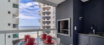 Apartments 100m From the Beach in BC - ERM