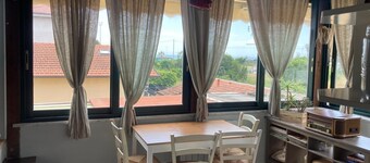 Family apartment 100m from the sea