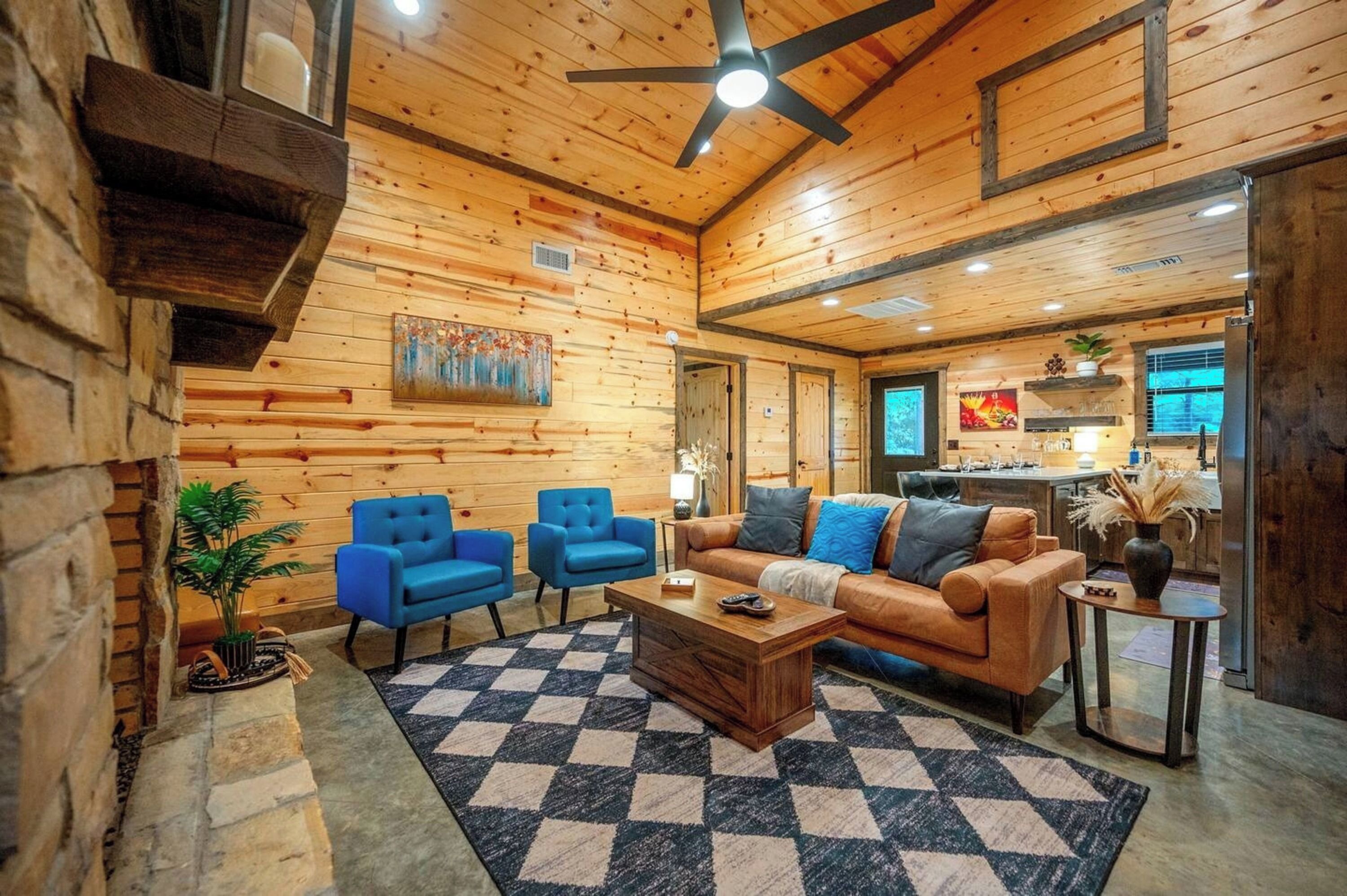 Signature Cabin, 2 Bedrooms, Private Pool | Living room | 50-inch Smart TV with digital channels, fireplace