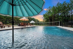 Private pool