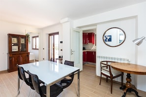 Apartment | Dining room - Rental in Rome San Pancrazio Penthouse (Rome)