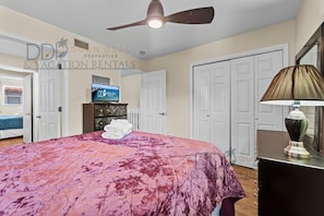 2 bedrooms