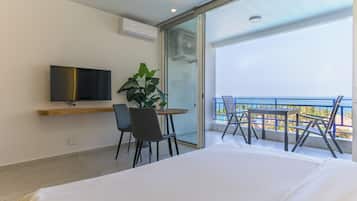Studio, 1 Double Bed, Balcony, Sea View