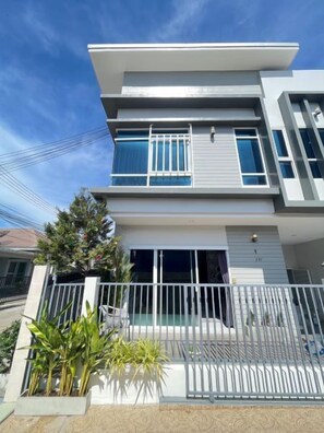 Exterior - townhome sattahip (Sattahip)