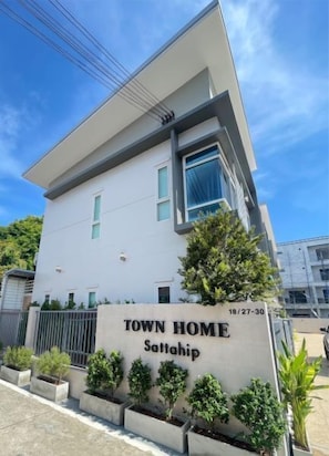 Exterior - townhome sattahip (Sattahip)