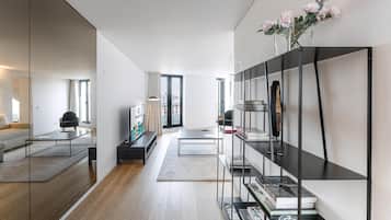 Appartement (Three-Bedroom Apartment with Balcony) | Woonruimte