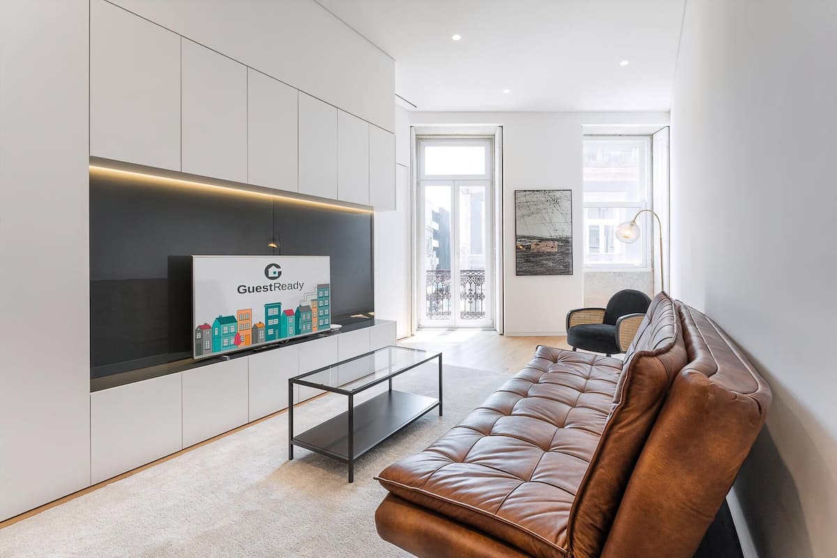 Apartment (One-Bedroom Apartment) | Living area