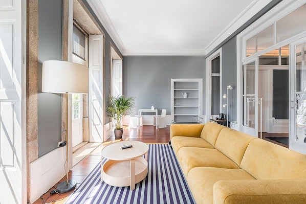 Appartement (Premium Suite with River View)