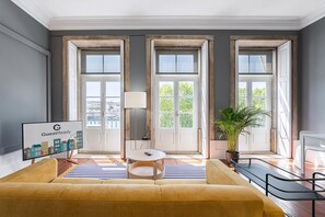公寓 (Premium Suite with River View) | 熨斗/熨衣板、免費無線上網、床單