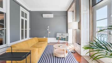 Apartment (Premium Suite with River View) | Exterior