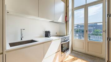 Apartment (One-Bedroom Apartment)