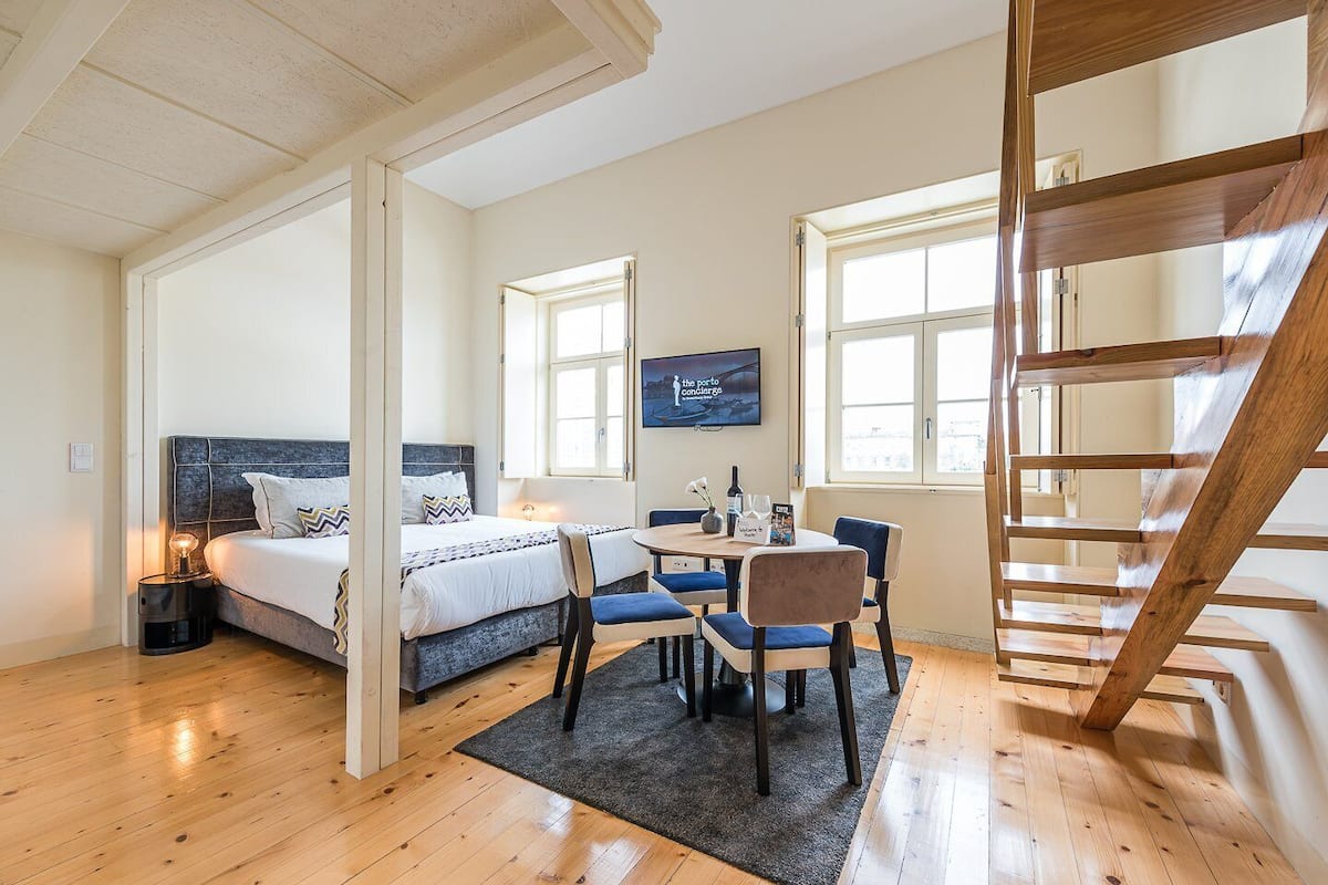 Studio (Studio) | Desk, laptop workspace, iron/ironing board, free WiFi