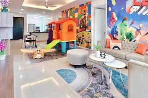 Room - The Shore Kids Wonderland I Family 10Pax I Kids Friendly I JonkerSt (Melaka)