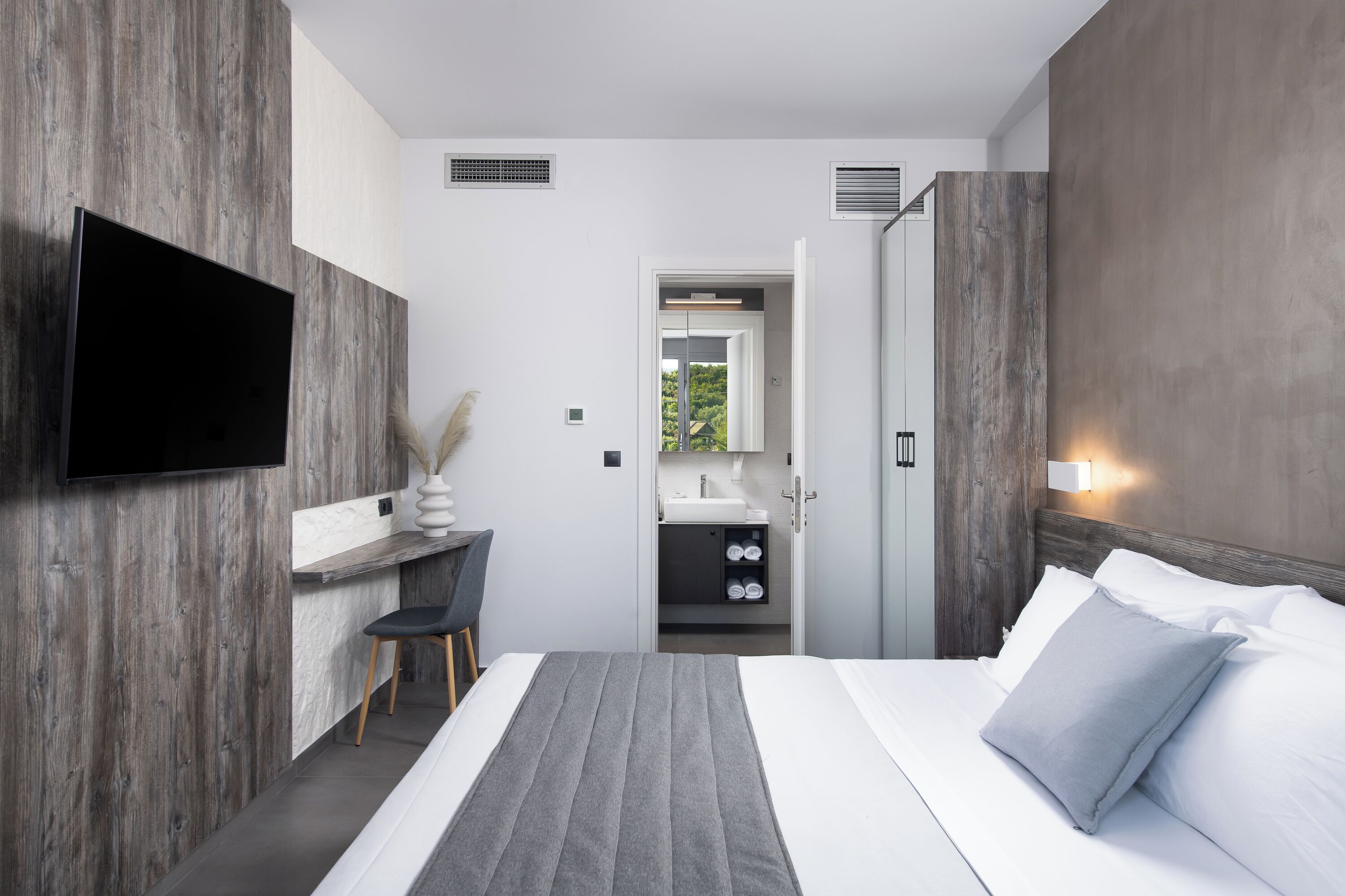 In-room safe, blackout curtains, soundproofing, iron/ironing board