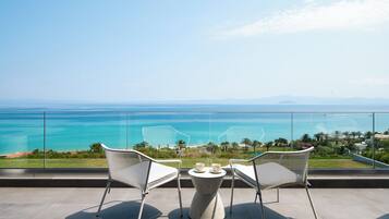 Antonio Villa | In-room safe, blackout drapes, soundproofing, iron/ironing board
