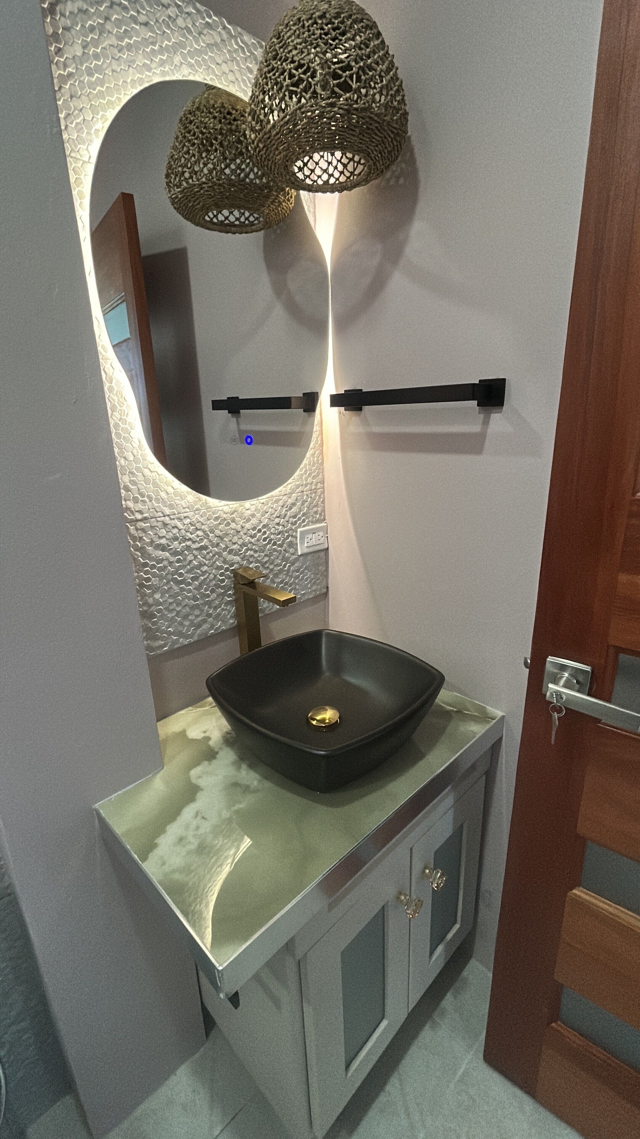 Dusche, Handtücher, Seife, Toilettenpapier