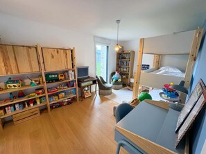 3 chambres, fer et planche à repasser, accès au Wi-Fi (inclus)