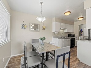 Fridge, microwave, oven, stovetop - Alder Stay / 3BD Townhome Near AT&T Stadium + FIFA (Arlington)
